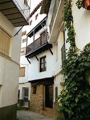La Cueva * Casas del Castañar