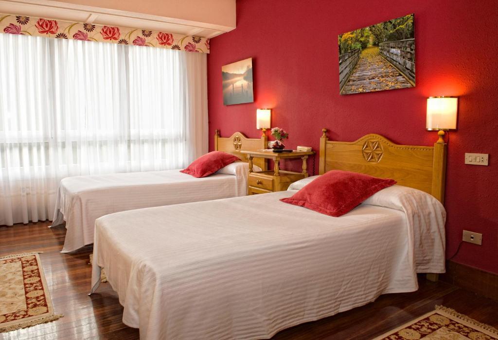 Txaraka Hotel 2*
