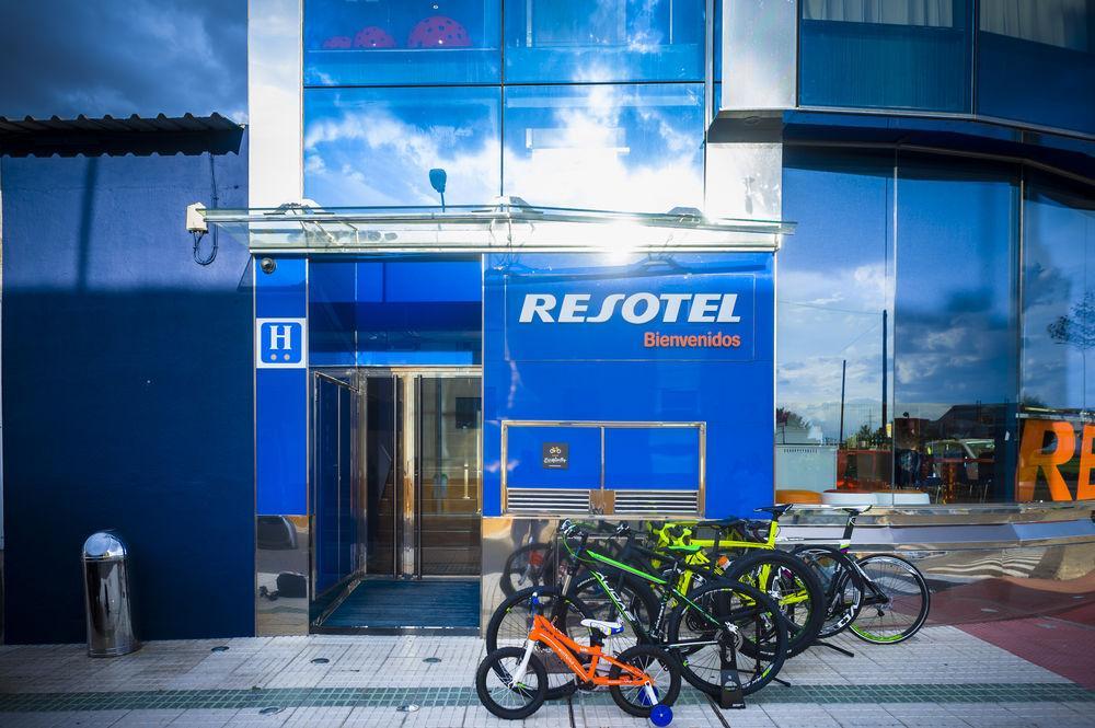 Resotel 3* Villares de la Reina