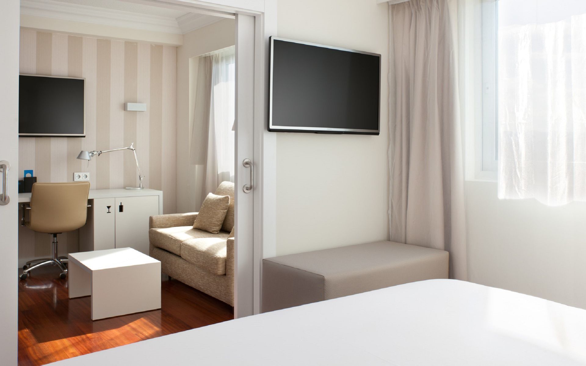 Nh Iruna Park Hotel Pamplona