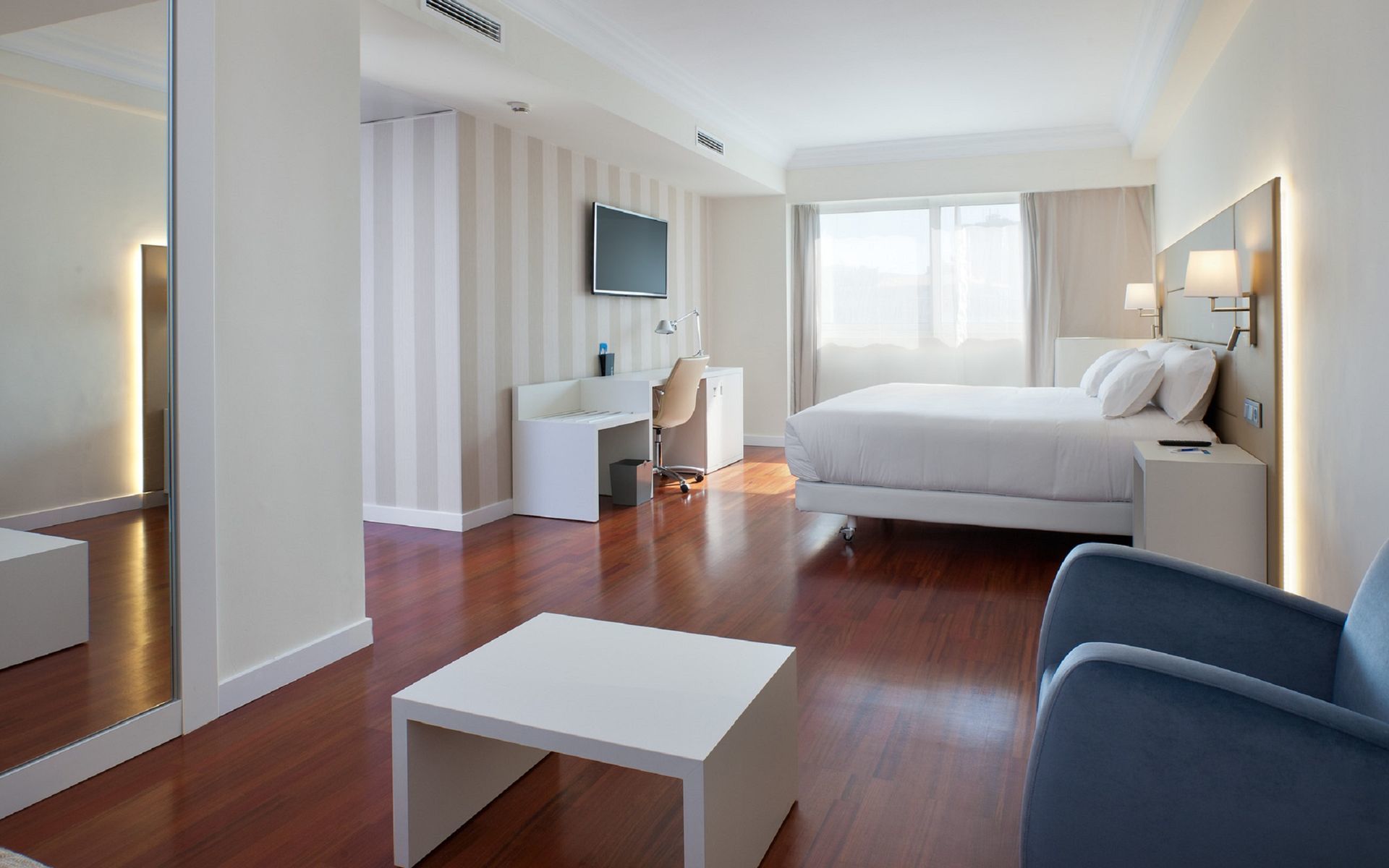 Nh Iruna Park 4* Pamplona