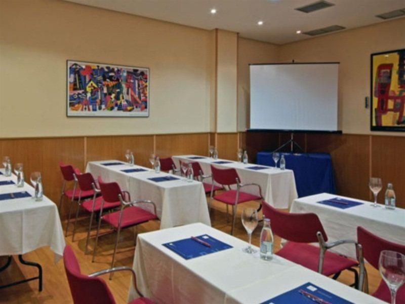 Tryp Sofia Parquesol Hotel