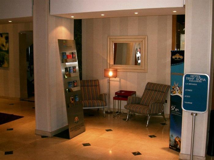 Tryp Sofia Parquesol Hotel