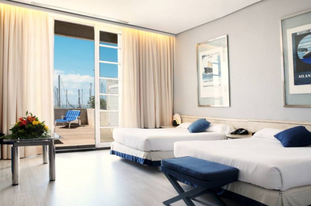 Puerto Sherry Hotel