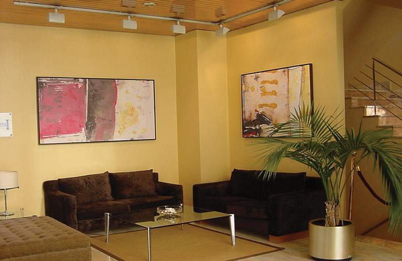 Hesperia 4*