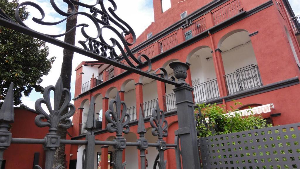 Can Gallart Aparthotel