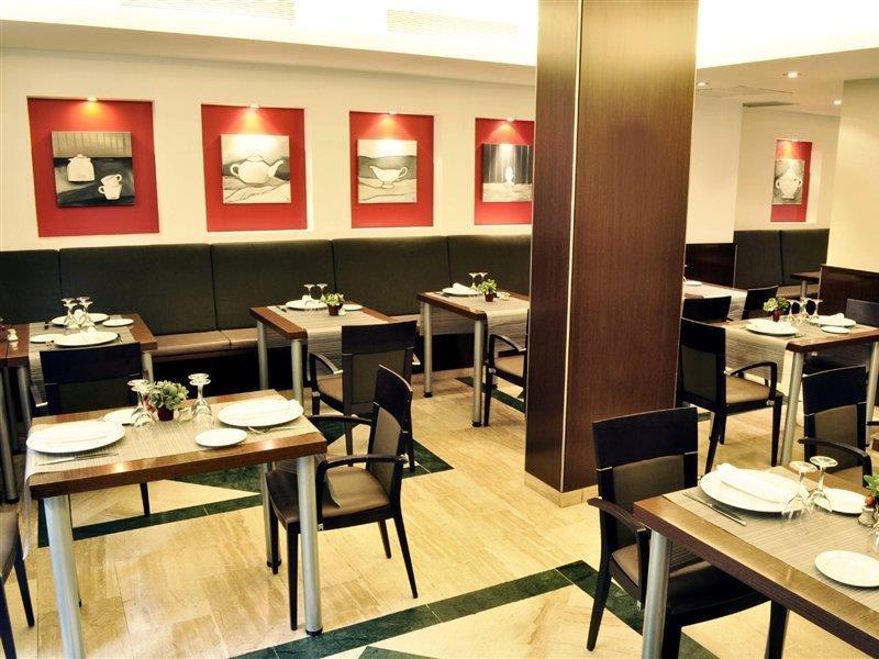 Catalonia Goya Hotel 4*