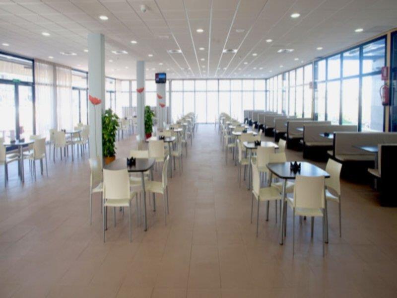 Exe Palmera Hotel 4*