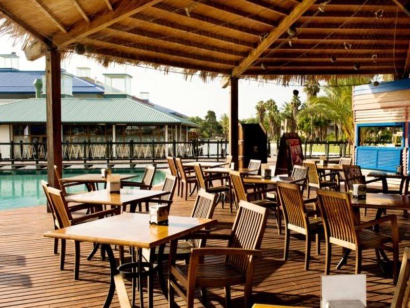 Portaventura Caribe: Unlimited Park Access & Ferrari Land Entry Hotel 4*