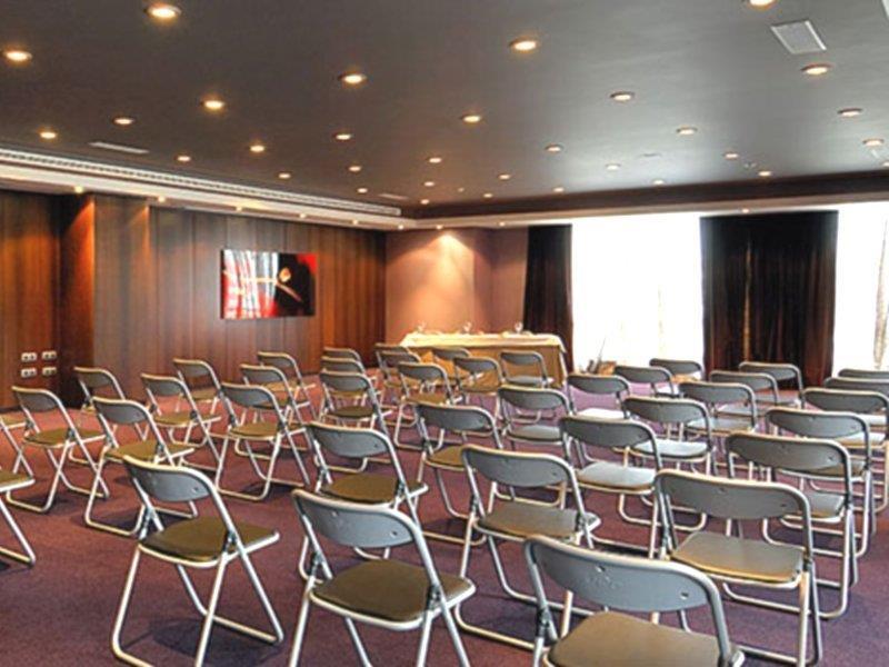 Vincci Frontaura Hotel 4*