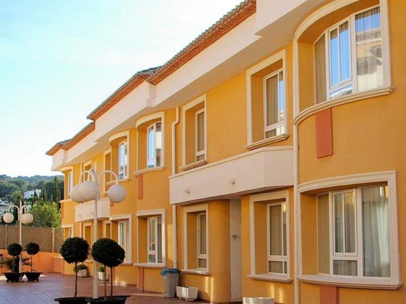 Bahia Pinosol Aparthotel 4*