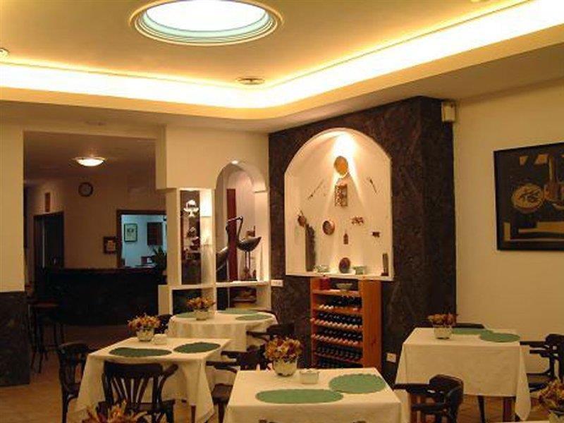 Ida Inés Hotel La Frontera