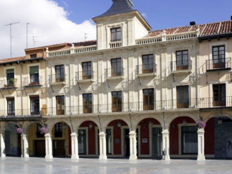 Nh Collection Plaza Mayor 4* León