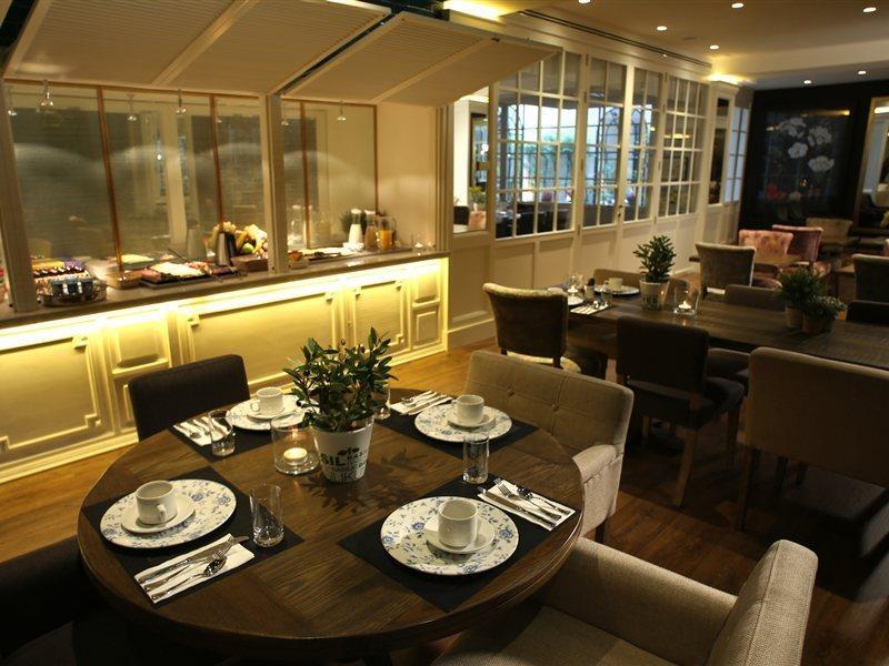 Ofelias 4sup By Bondia Group Hotel 4*