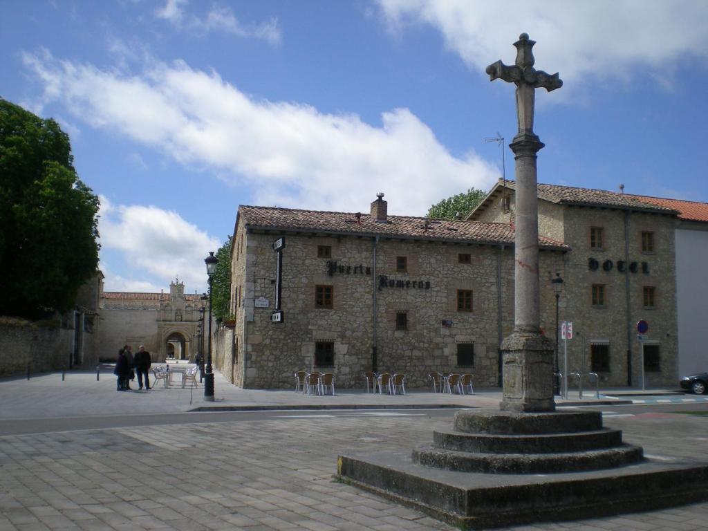 Puerta Romeros Hotel 2*