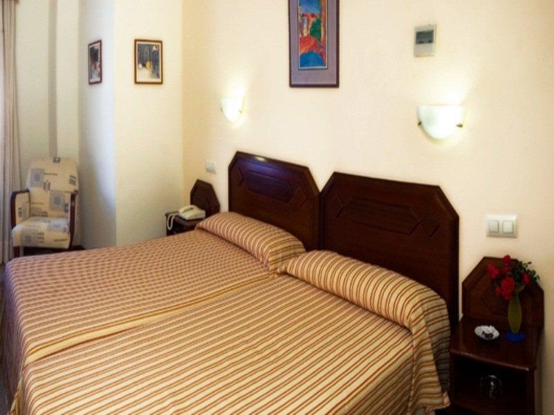 Hotel Plaza Santa Lucía 3*