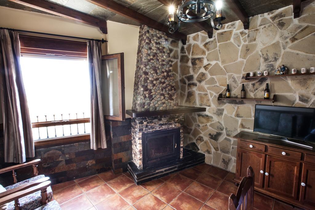 Country house Rurales Benarum Con Alpujarra De La Sierra
