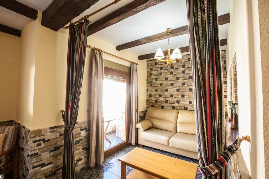 Country house Rurales Benarum Con Alpujarra De La Sierra