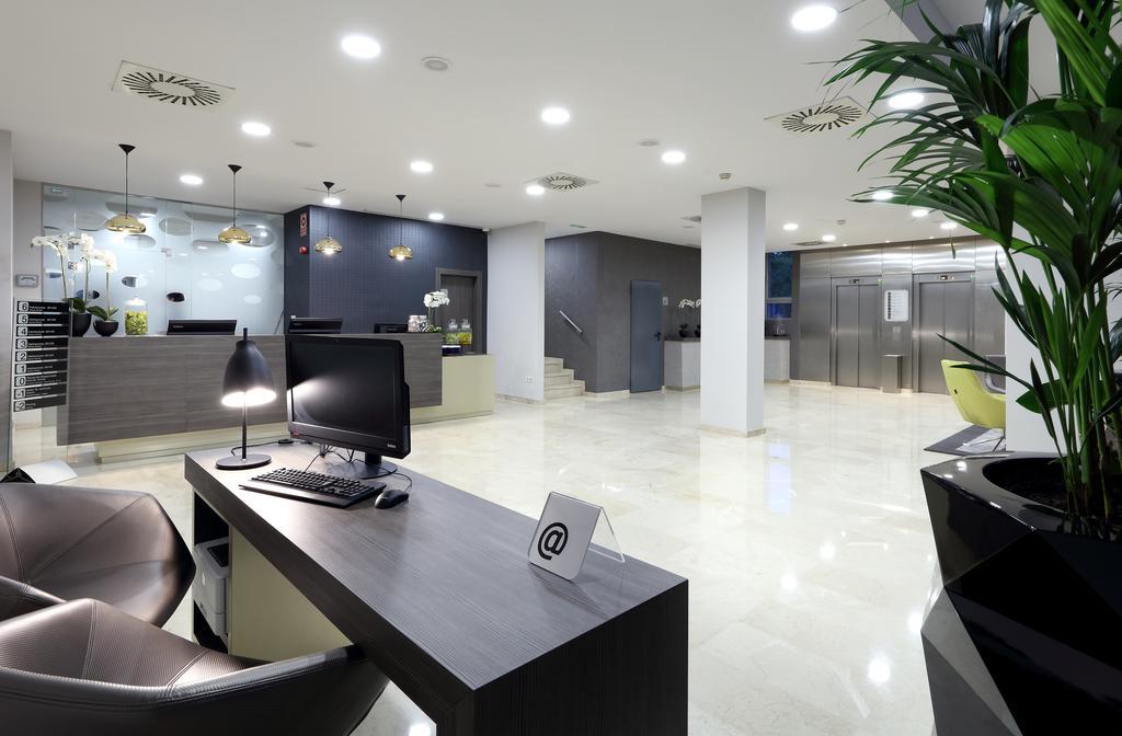 Hotel Exe Wtc 3*