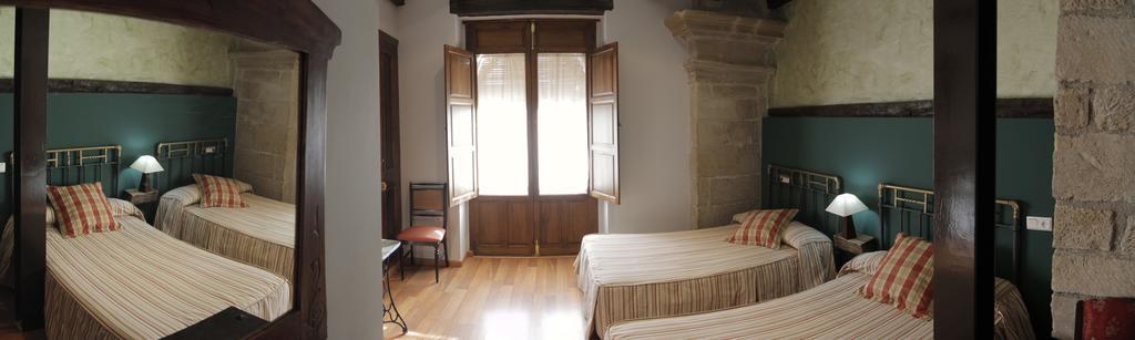 Pensión Hospedería Yamaries Úbeda