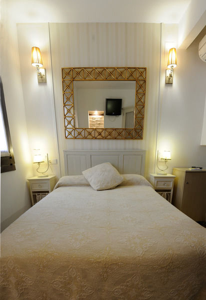 Hotel Hospedium San Fernando Carmona (Seville)