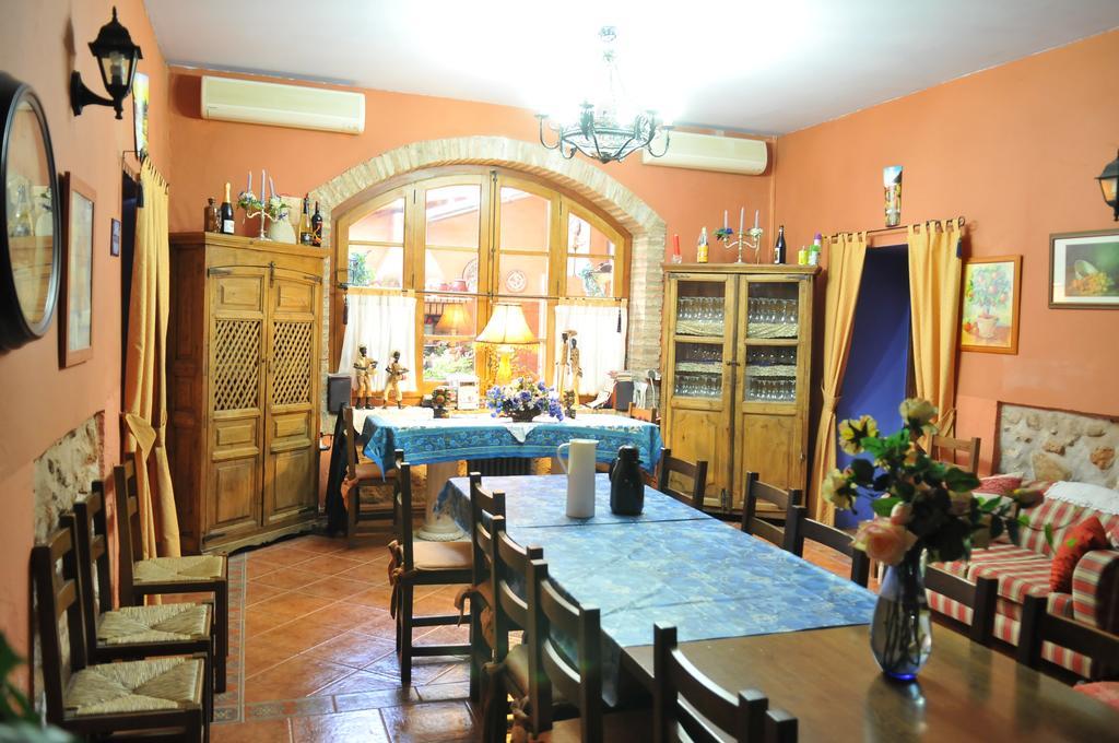 Pensión Casa Grande Villarroya de la Sierra