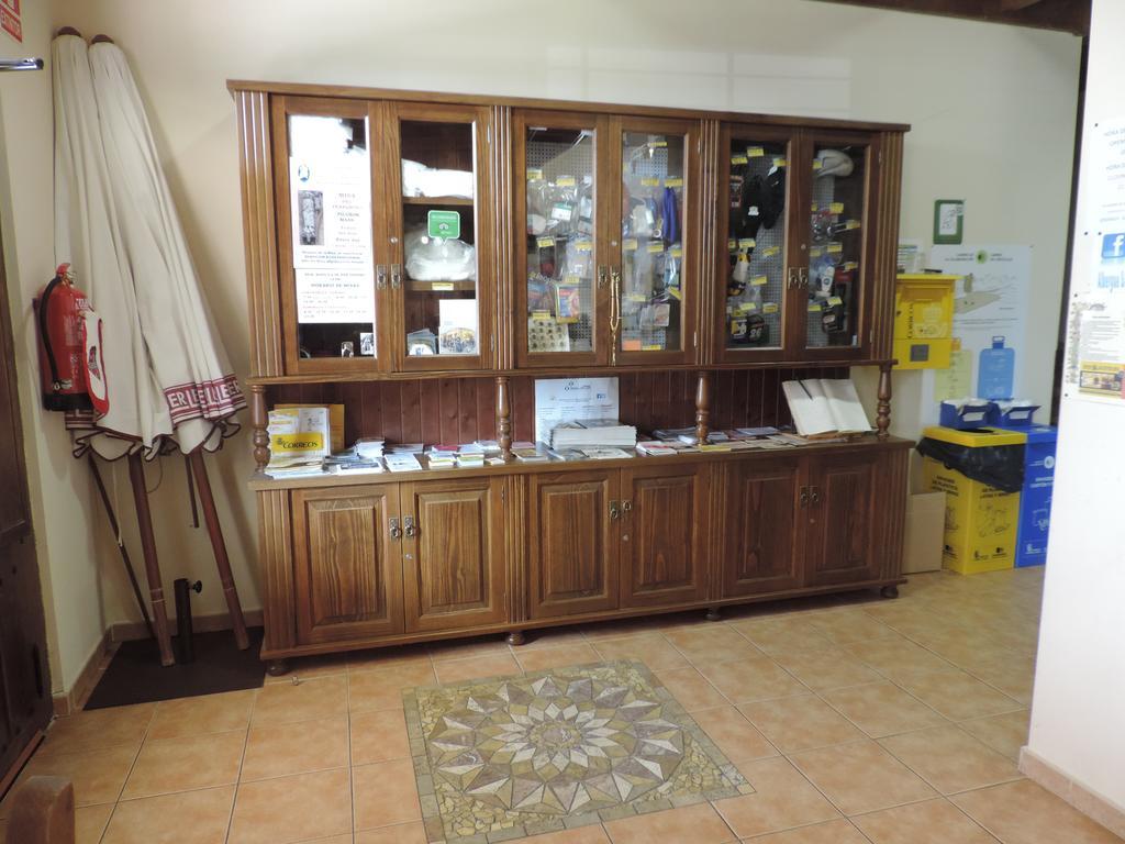 Santo Tomas De Canterbury Hostel Leon
