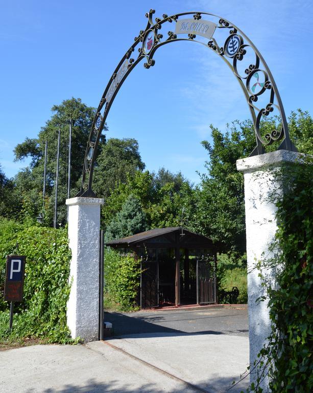 Hotel Mar De Queo Carballo