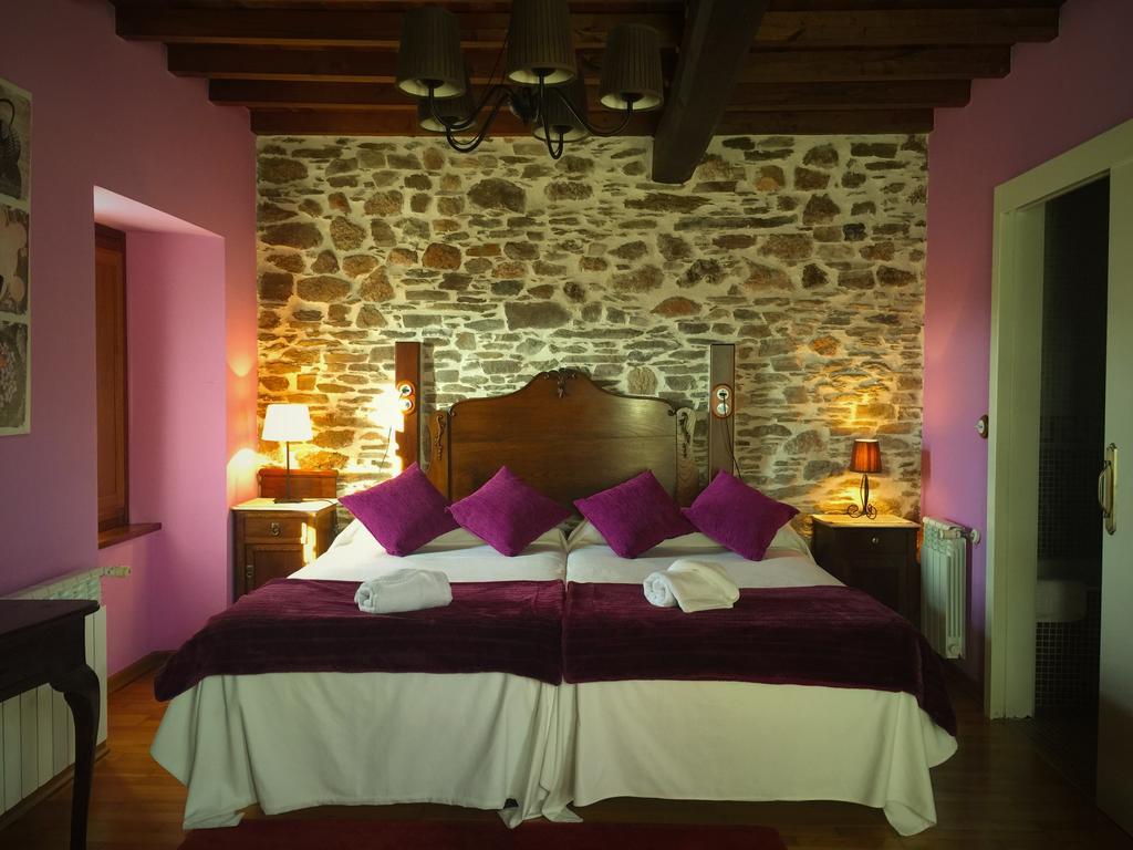 Country house Os Tres Teixos San Acisclo