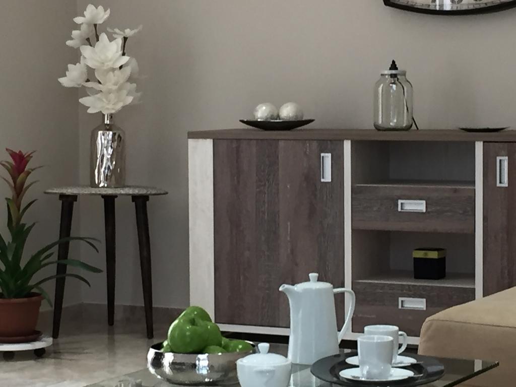 San Pedro Apartment *