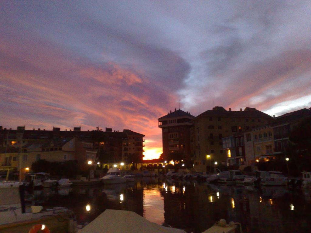 - Vistas Al Mar