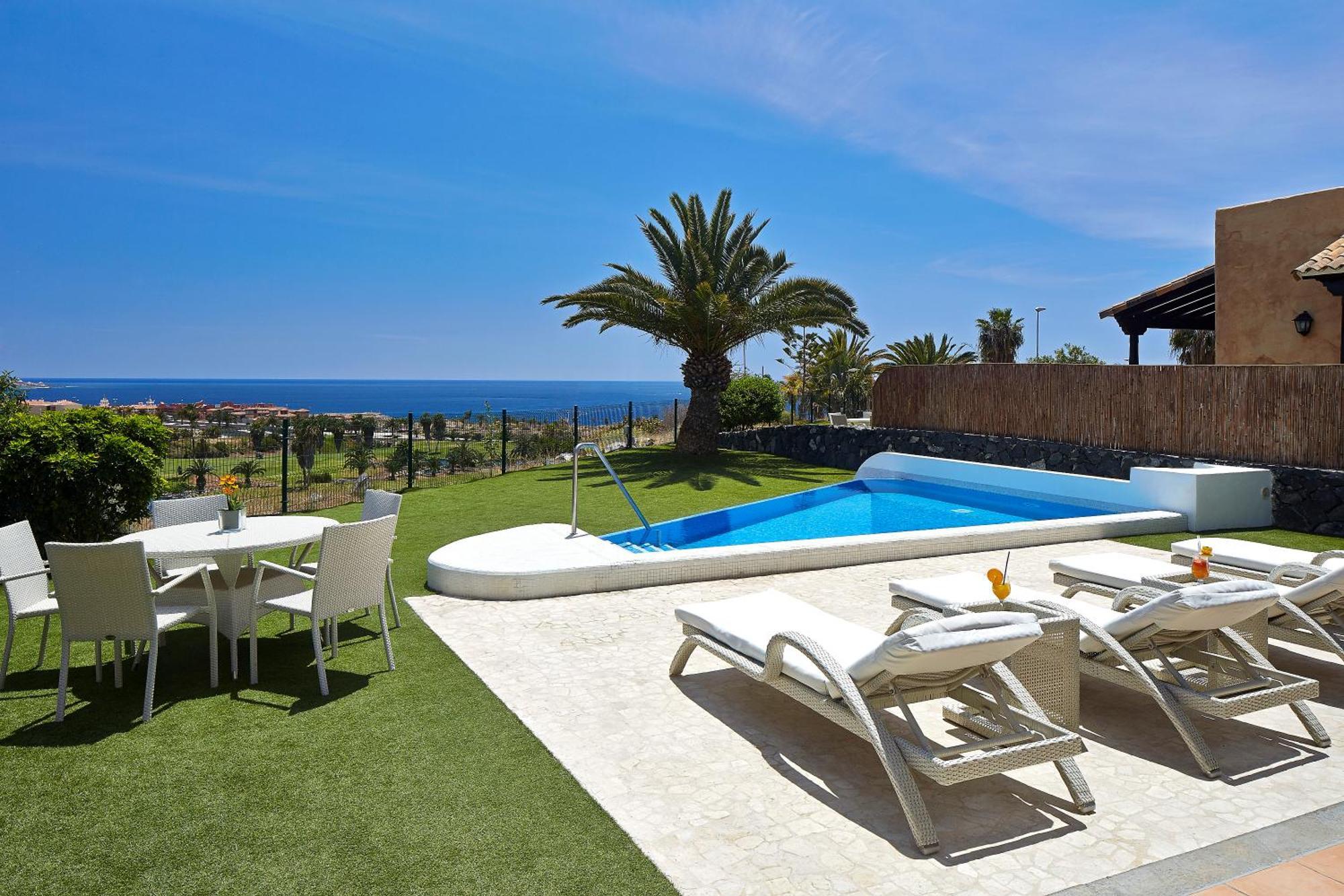 María Costa Adeje (Tenerife)