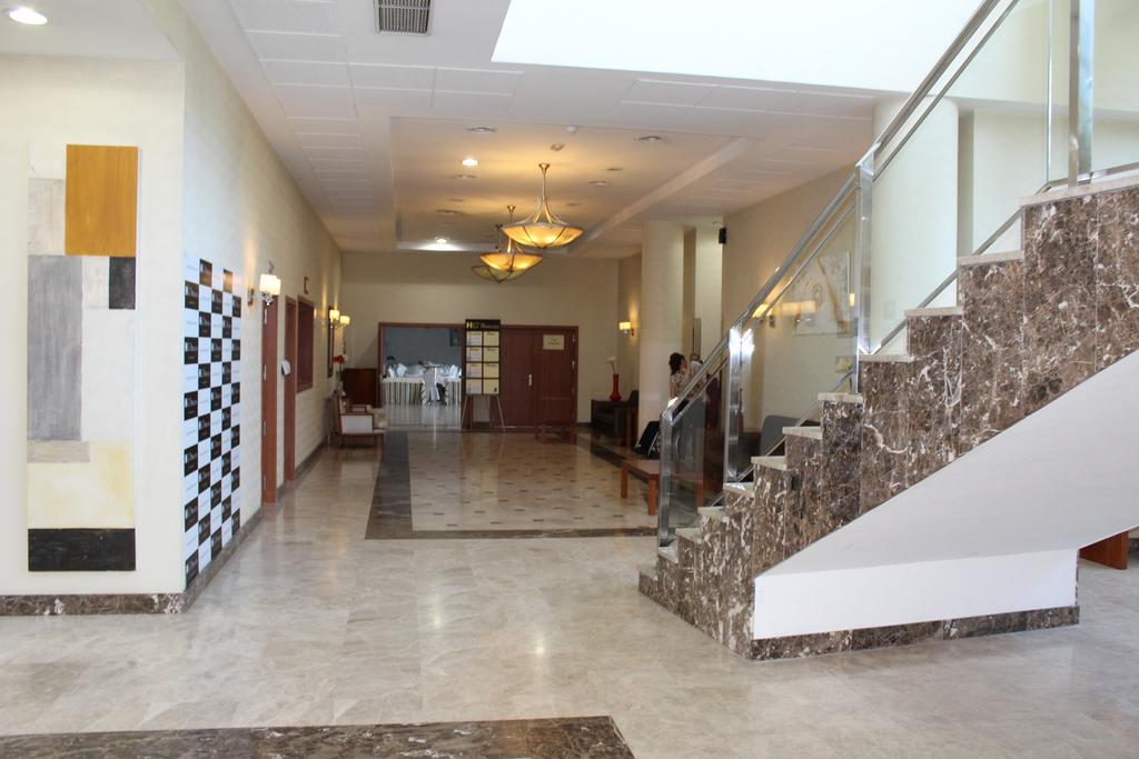 Checkin La Princesa Hotel 3*