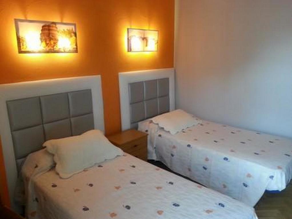 Casa Rivas Con Piscina Abierta Todo El Año