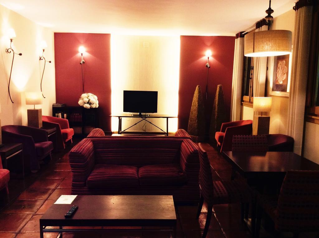 Hotel Monasterio De Leyre