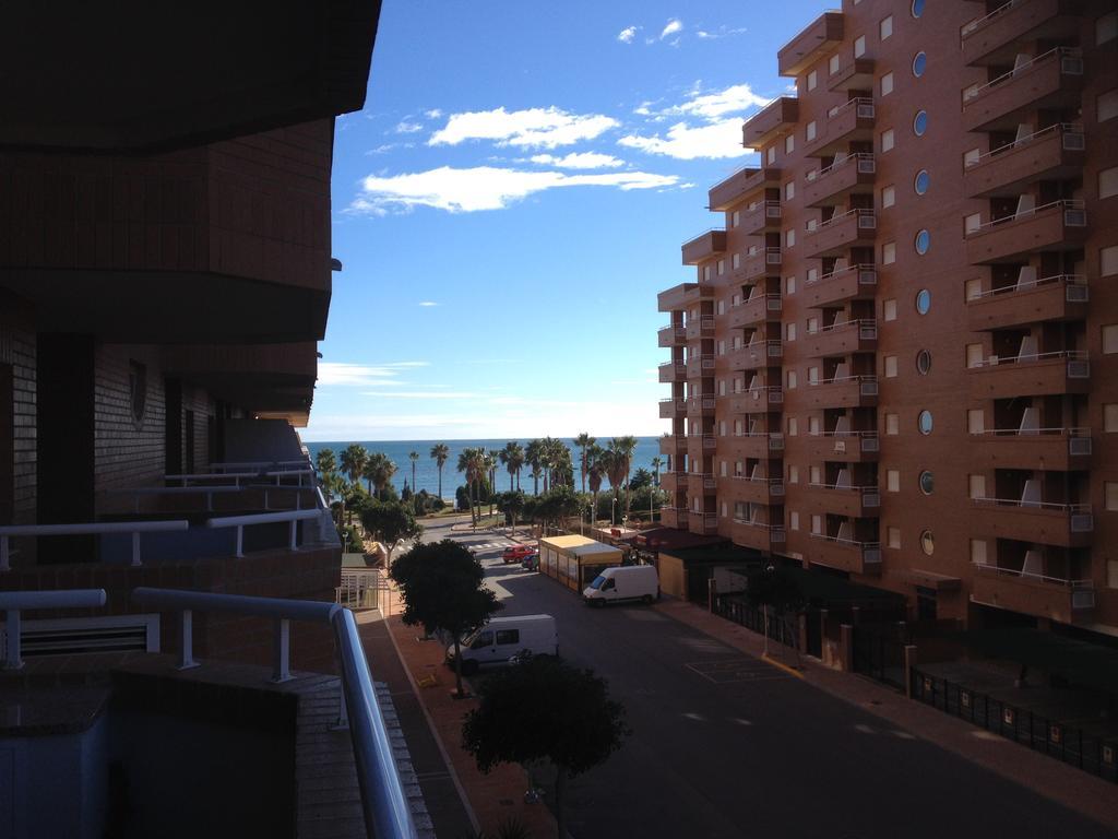 Laterales Con Vistas Al Mar - Primera Linea - Urb. Marina D'or Apartamento