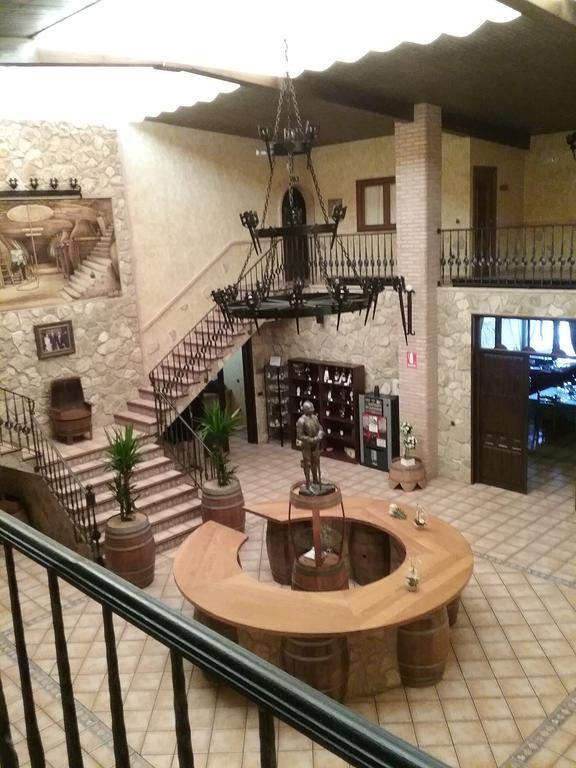 Viñedos Y Bodegas El Castillo Hotel 3*