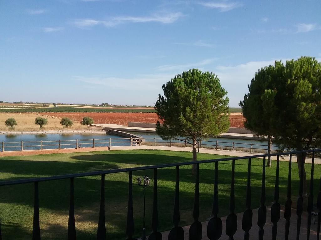 Viñedos Y Bodegas El Castillo
