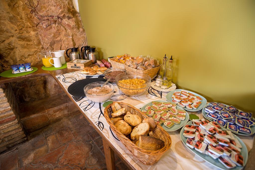 Rural De Guara Hostel *