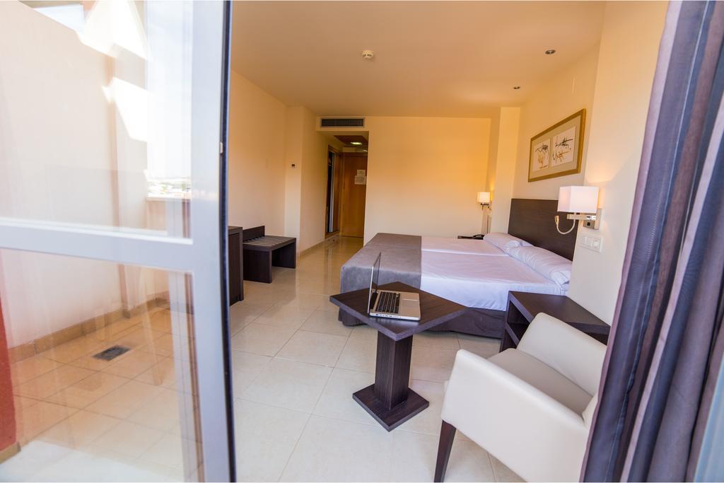 Hotel Adaria 4*
