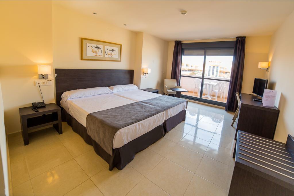 Hotel Adaria Vera