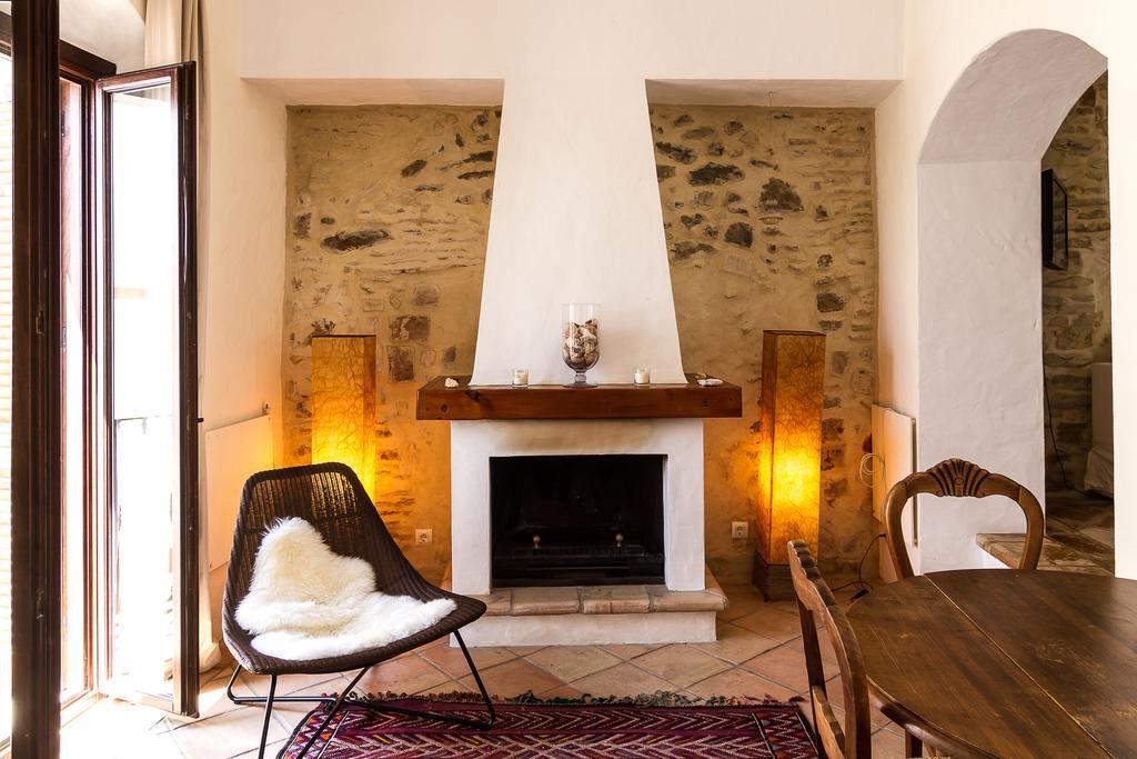Apartment Silos 5 *