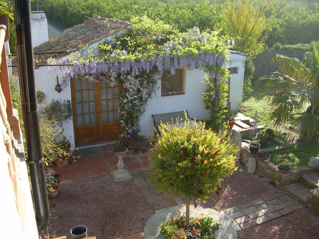 River Ebro Holidays Bed & Breakfast *