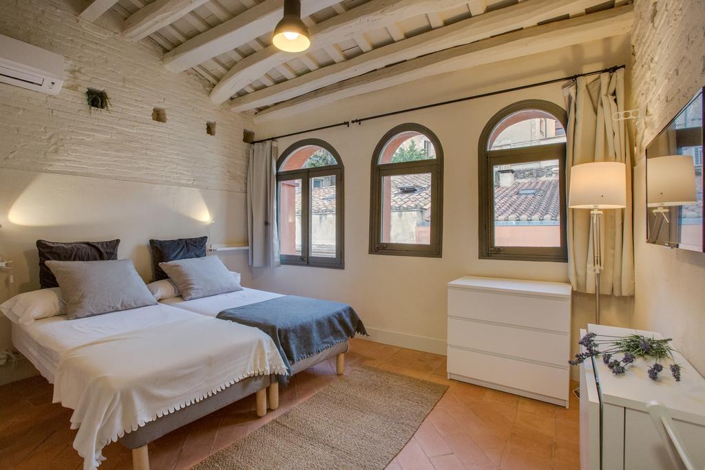 Flateli Ballesteries Apartment *