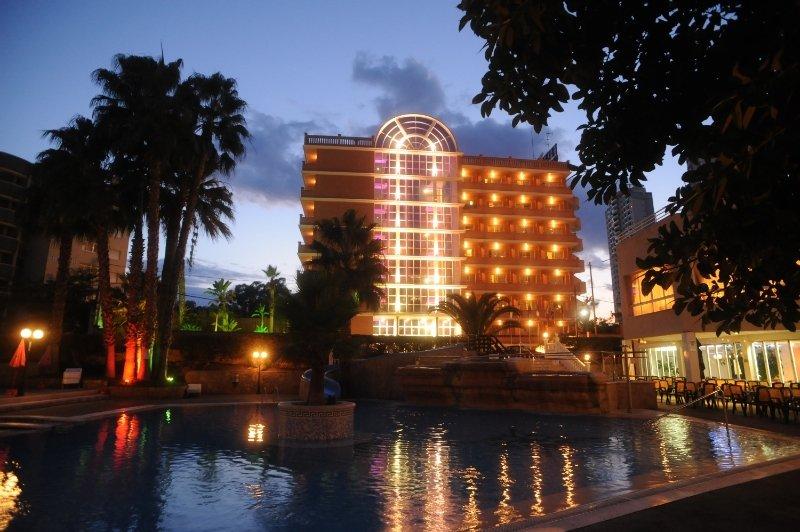 Tropic Hotel