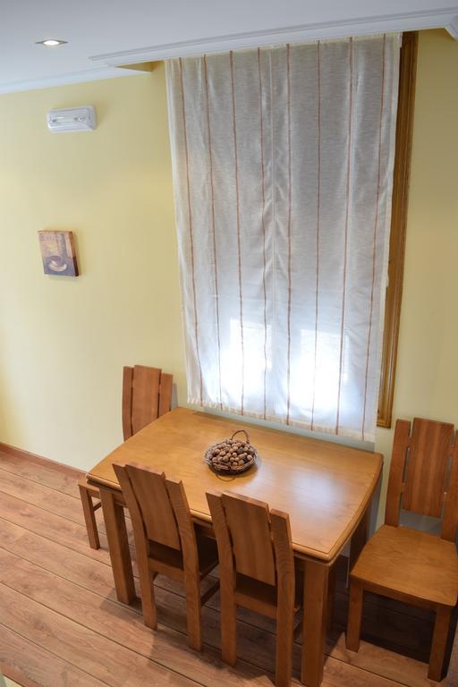 Casa *