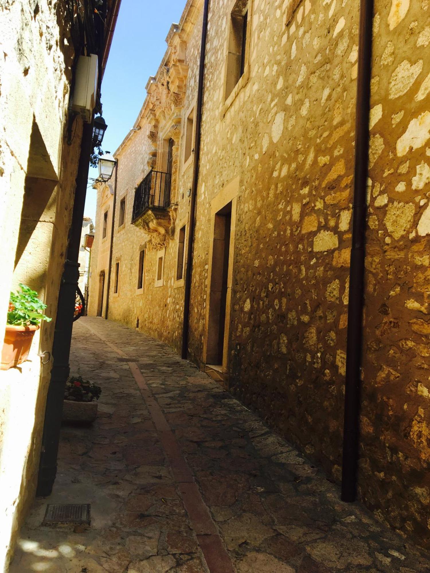 La Panadera Guest house *