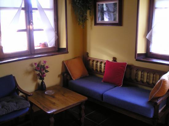 Chalet Turistico El Alamo * Arguebanes