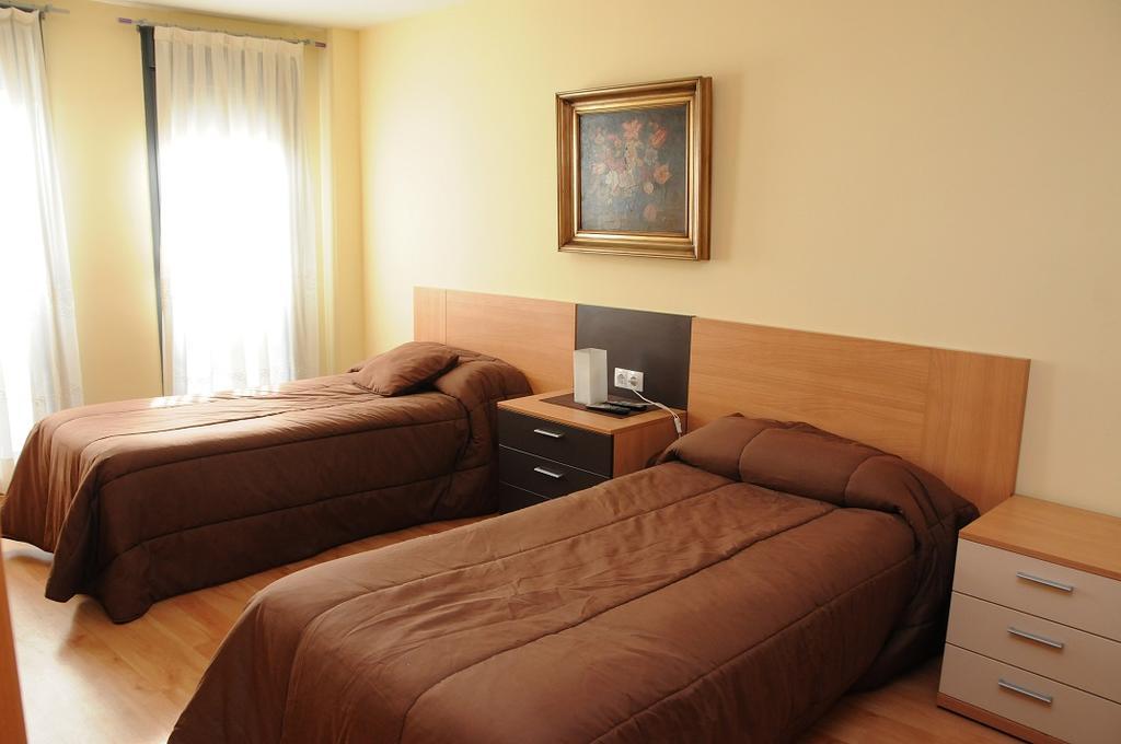 Casa Alejandro Pensión Luceni