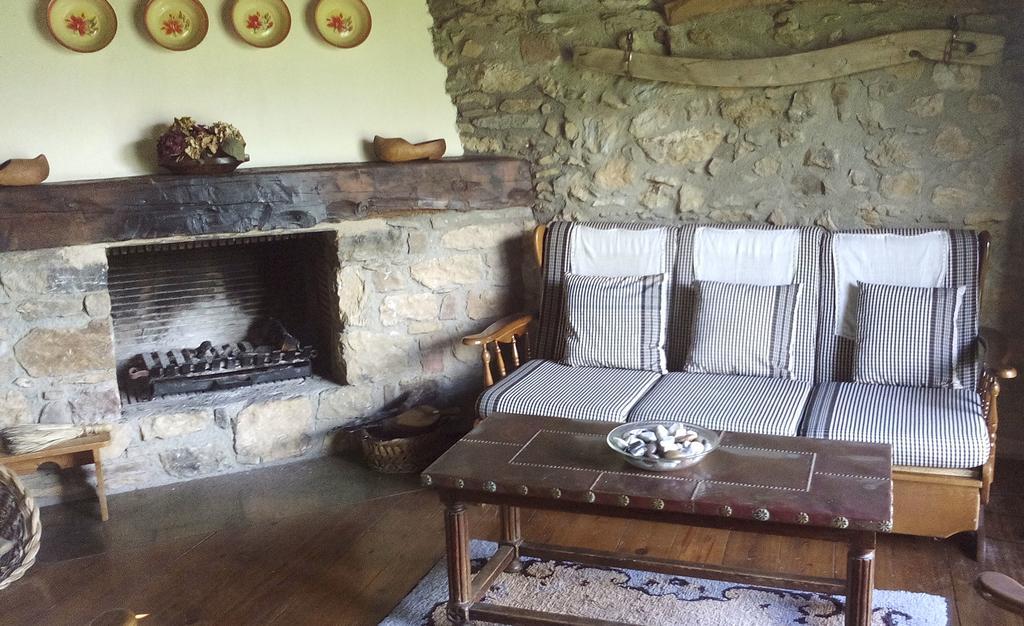 Casa Rural Al Prineu * Ansobell
